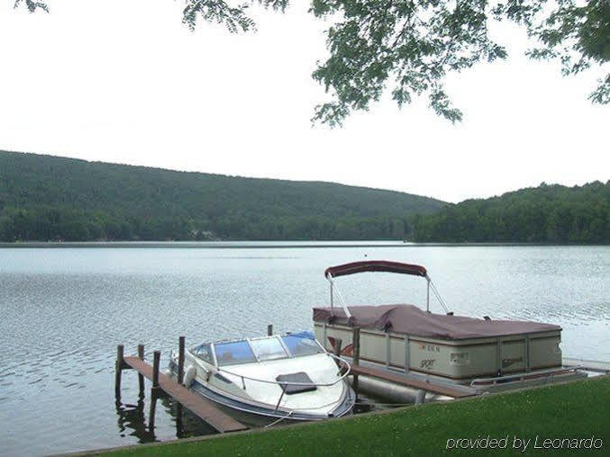 Red Carpet Inn On The Lake - Oneonta Facilities photo